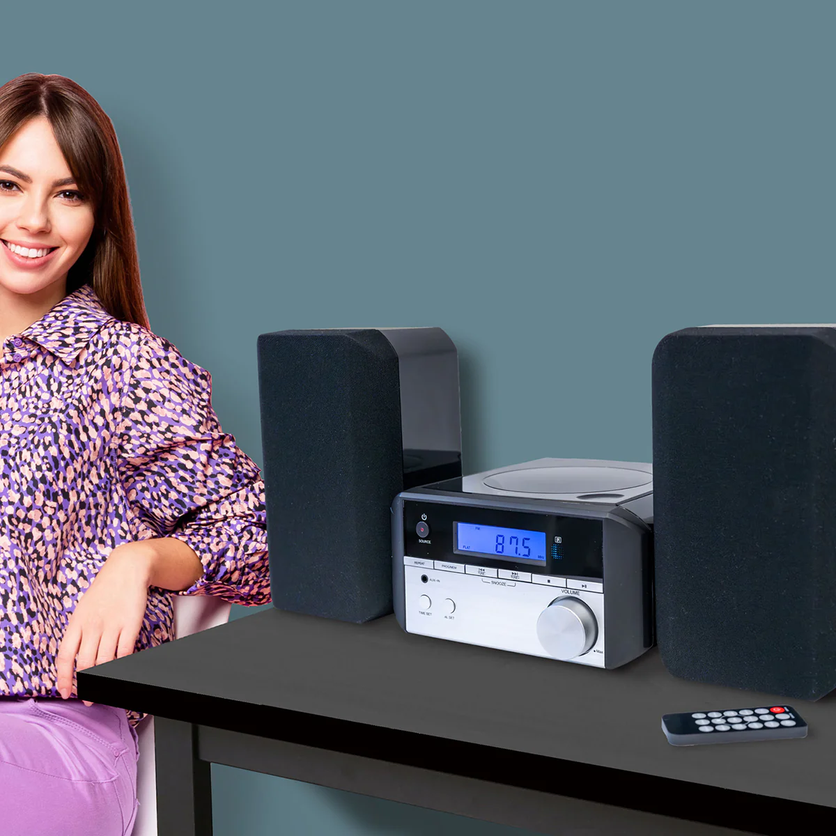 Bluetooth CD Micro System with FM Radio - Image 2