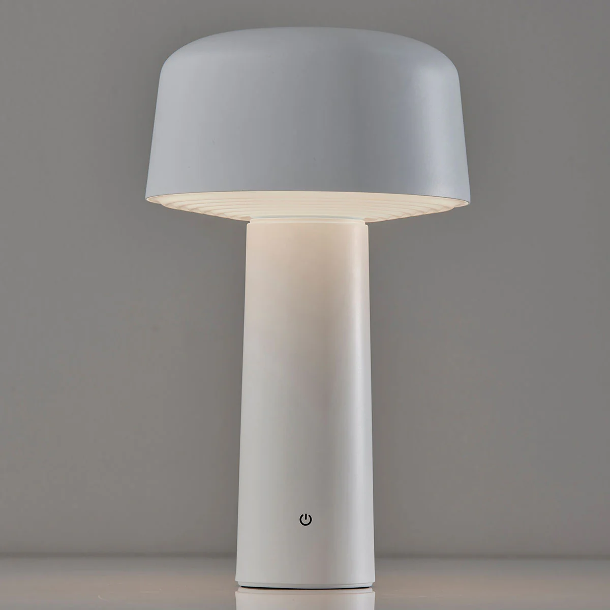 Cordless Indoor/Outdoor LED Diffused Light Table Lamp - Image 7